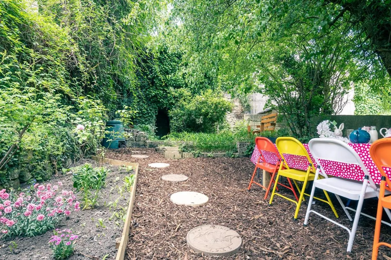Holiday home The Wonderland Townhouse - Alice In Wonderland 7Bdr Home Bath United Kingdom